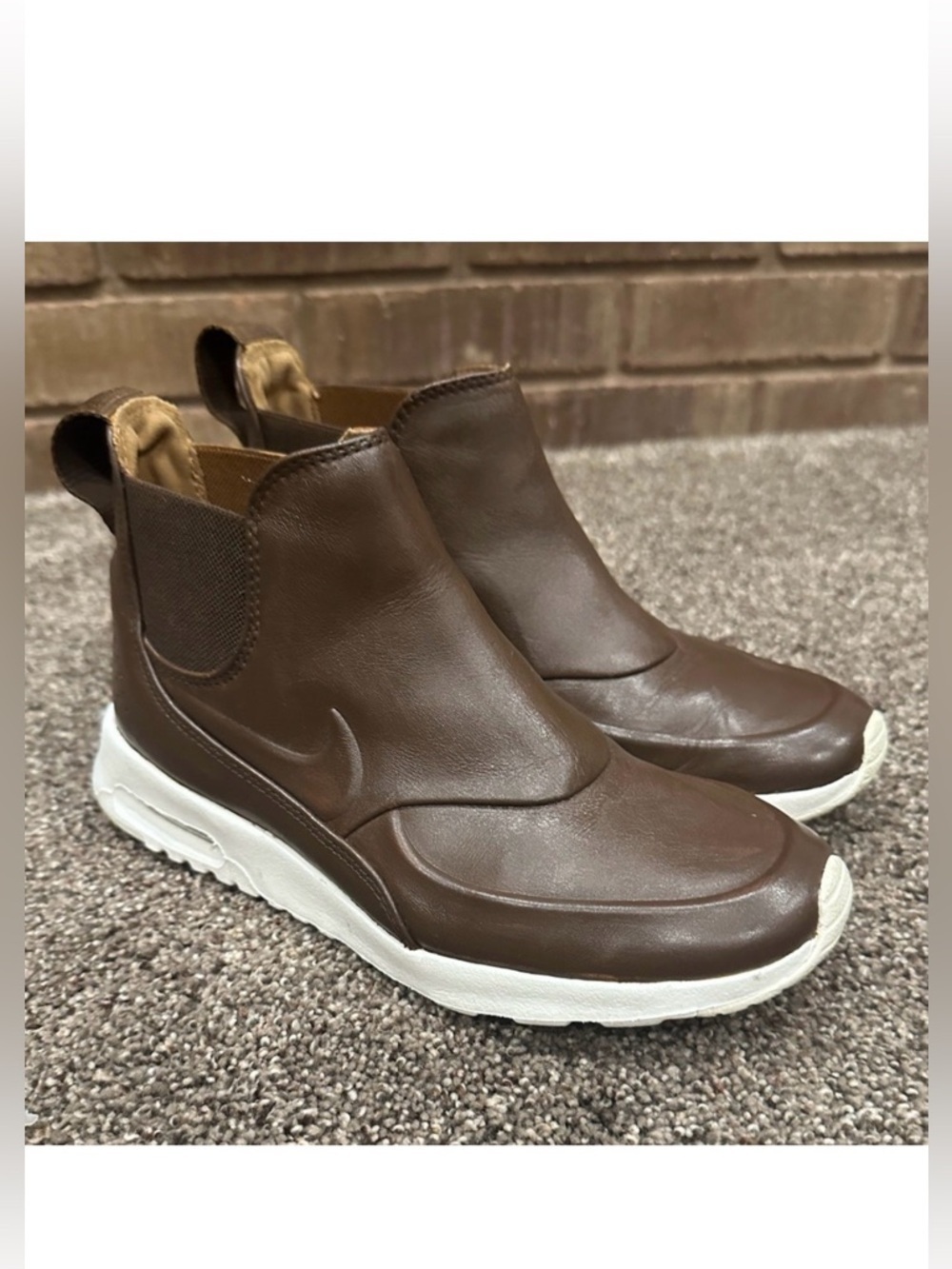 Nike Air Max Thea Mid Leather Chelsea Boots Dark Brown - Women's Size 6.5
